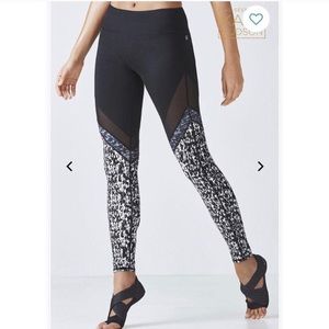 Fabletics Mid-Rise Mesh Power-hold Leggings